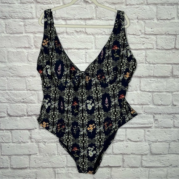 Agua Bendita x Target Navy Blue Floral Tile Cheeky One Piece Swimsuit - Picture 7 of 16